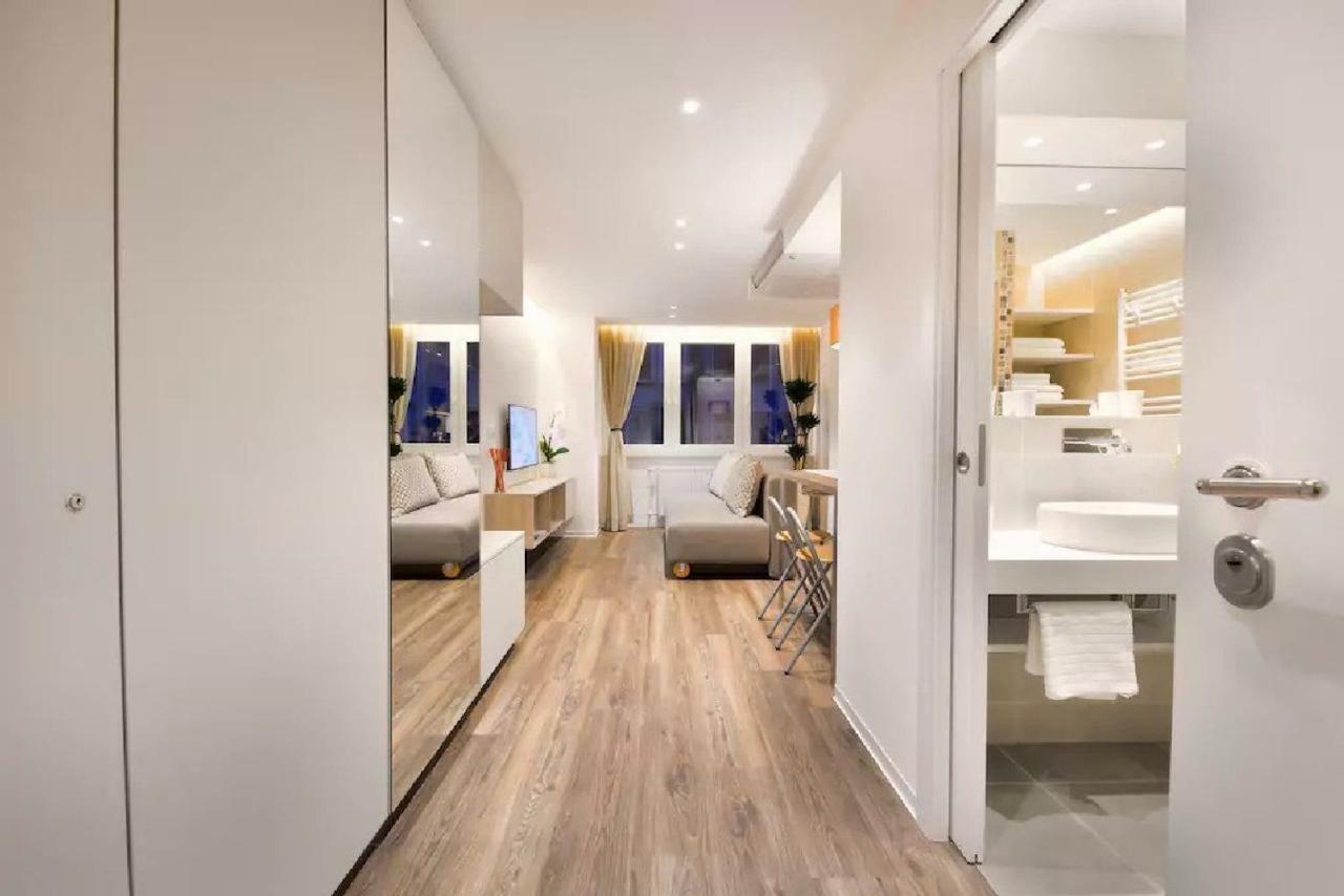 ★ Exclusive Central Apartment ★ Free Garage ★ ลูบลิยานา ภายนอก รูปภาพ