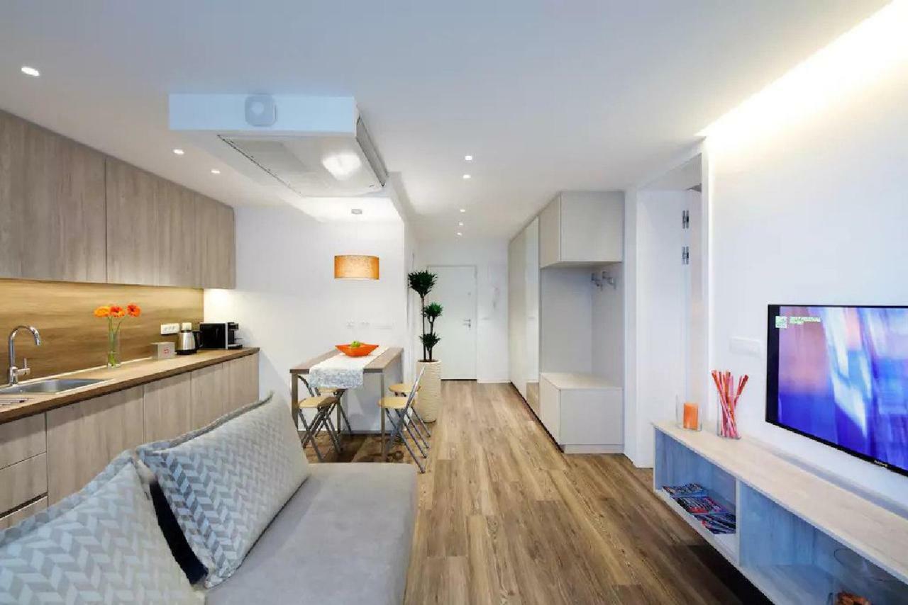 ★ Exclusive Central Apartment ★ Free Garage ★ ลูบลิยานา ภายนอก รูปภาพ